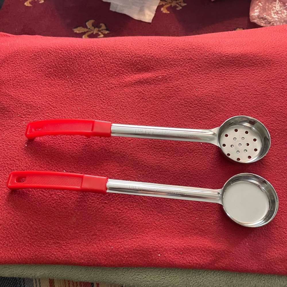 NWOT —Cooking utensils